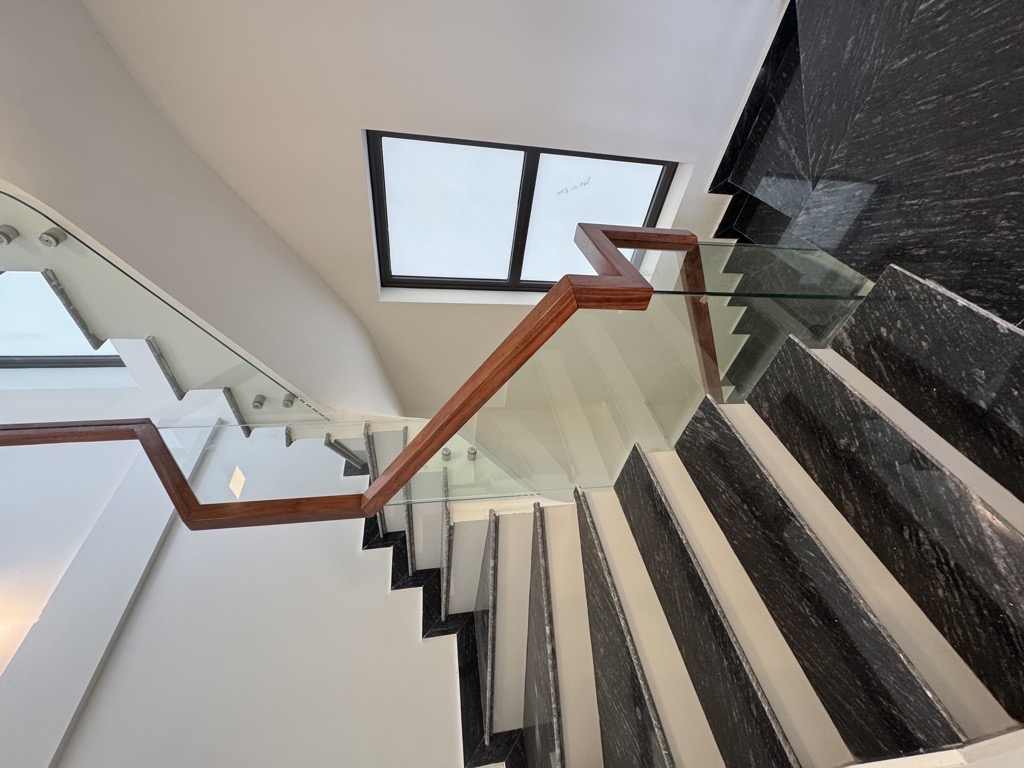 Bán nhà đẹp gia quất -5 tầng -36m2 -oto- 6.7 tỷ(Thương Lượng) - Ảnh 2